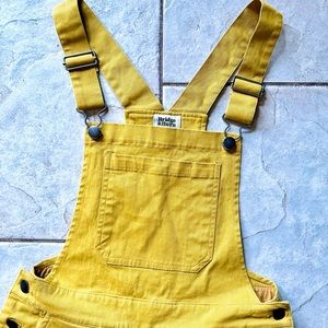 Bridge & Burn Roscoe Overalls in dandelion size 28